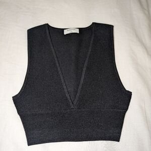 NWOT Babaton Black Cropped Knit V-Neck sz Small